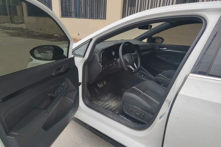 Used Volkswagen Golf 2021 280TSI DSG R-Line
