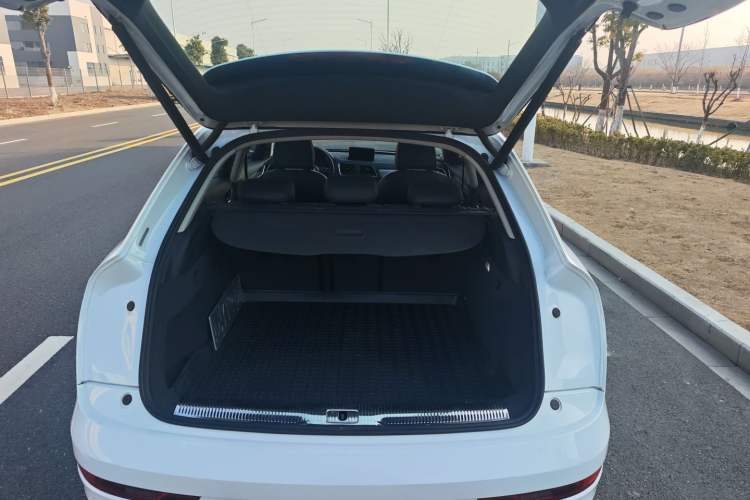 Used Audi Q3 2017 30 TFSI Fashion Model
