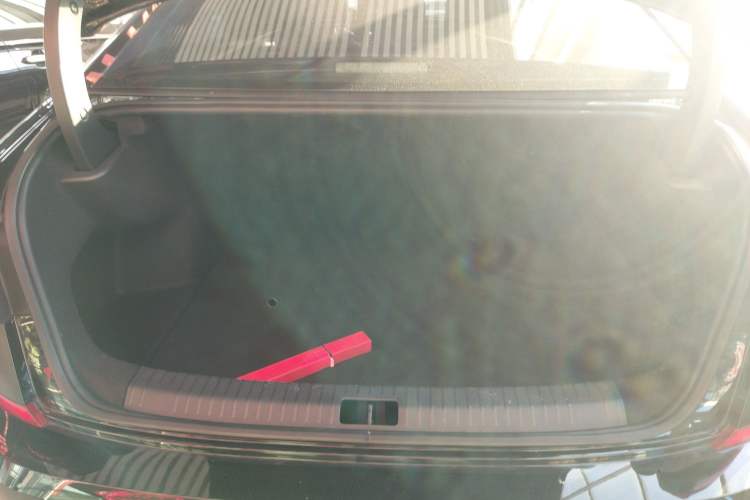 Used Volkswagen Passat 2019 330TSI Luxury Edition China VI Standard
