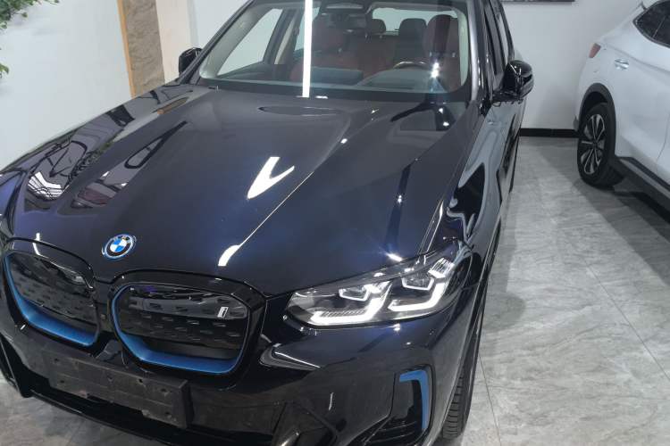 Used BMW iX3 2022 Leading Type
