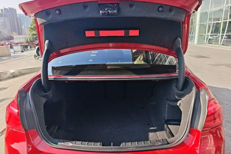 Used BMW 3 Series 2018 320Li Fashion Model