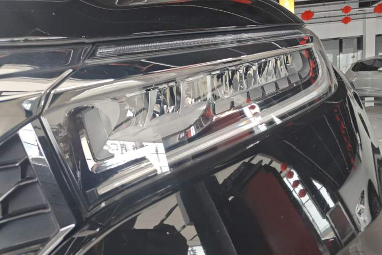 Used Honda Avancier 2017 240TURBO Two-Wheel Drive Premium Edition
