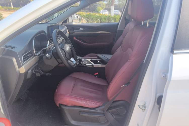 Used JETOUR X70 2023 1.5T DCT Overpass PRO+ Edition 7 Seats
