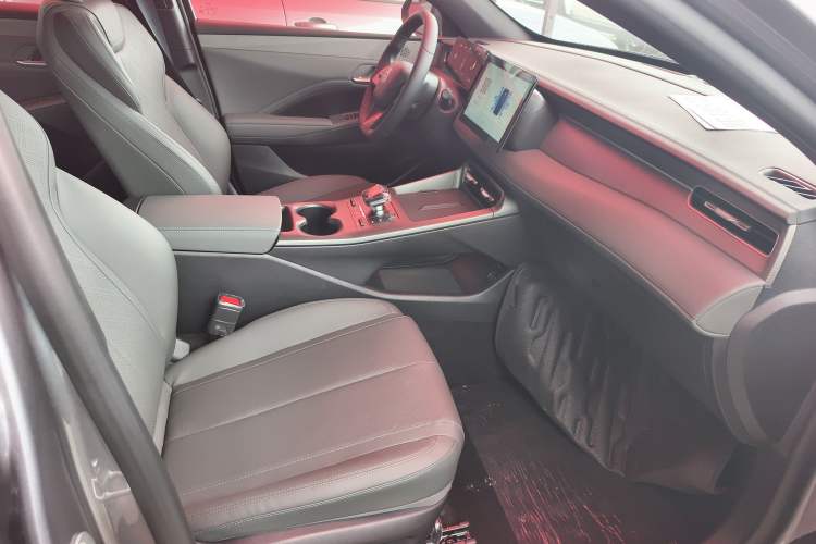 Used BYD Qin PLUS 2025 DM-i Smart Drive 55KM Leading Model
