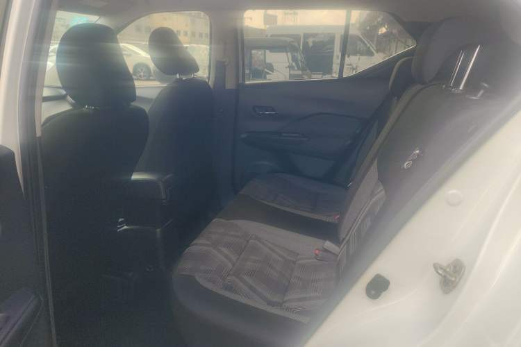 Used Nissan Kicks 2020 1.5L XL CVT Cool Enjoyment Edition
