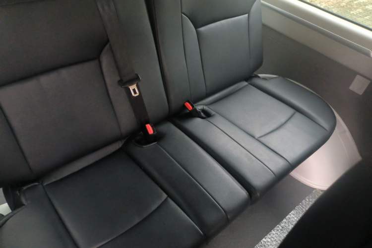 Used FORTHING Lingzhi 2024 M5L 1.5T Manual Comfort 7-Seater
