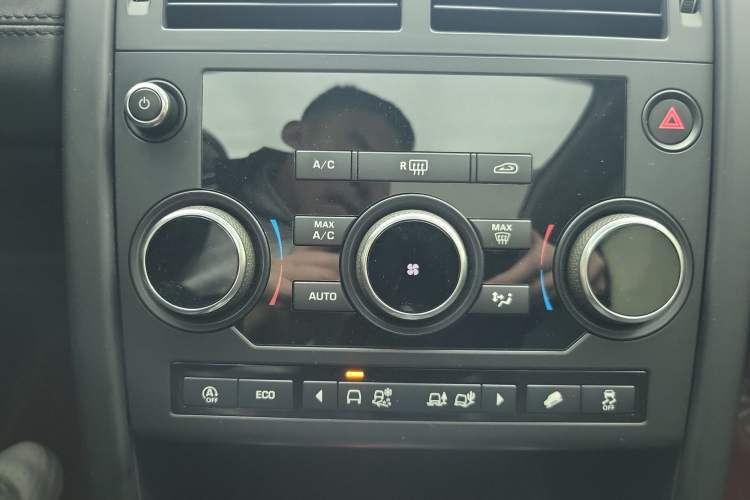 Used Land Rover Discovery Sport 2019 240 PS PURE Edition China VI Standard
