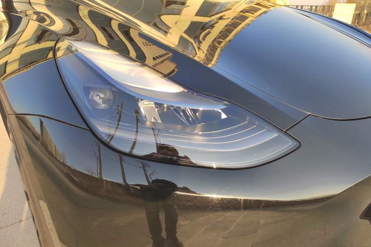 Used Tesla Model Y 2023 Rear-Wheel-Drive Version
