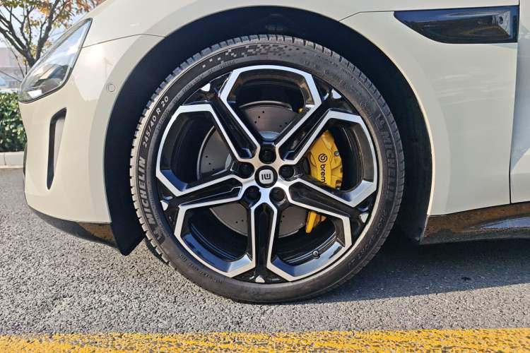 Used  SU7 2024 Four-Wheel Drive Ultra-Long Range Advanced Intelligent Driving Max Edition