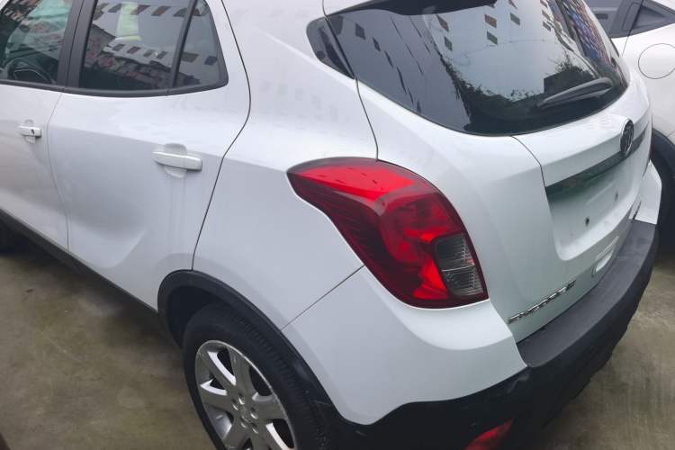 Used Buick Encore 2015 1.4T Automatic Two-Wheel Drive Urban Elite Version