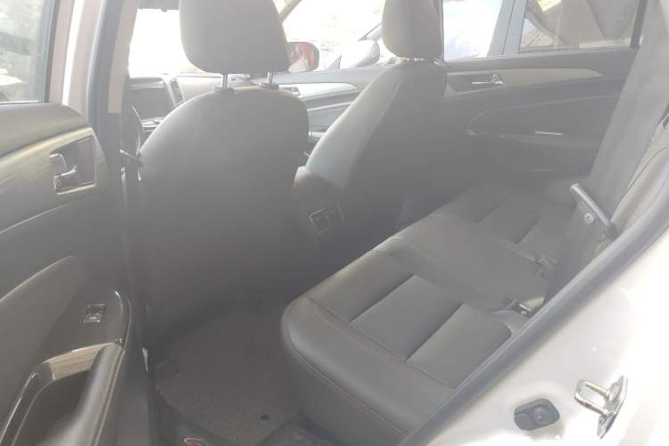 Used Changan CS75 2017 Shangkui Edition 1.5T Automatic Fengyue Model
