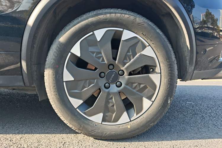 Used Lynk & Co 01 EM-P 2018 1.5T PHEV Jing Guo V
