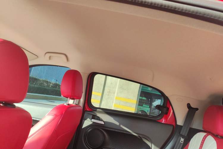 Used ORA Black Cat 2021 301 km Basic Version