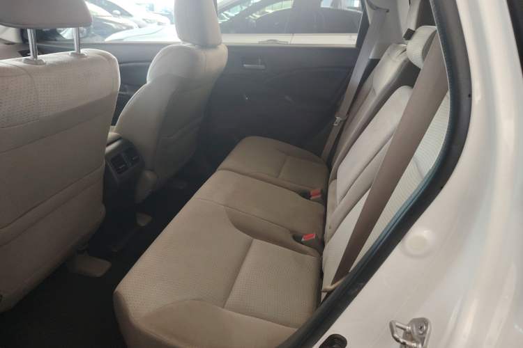 Used Honda CR-V 2013 2.0L Two-Wheel-Drive Classic Edition
