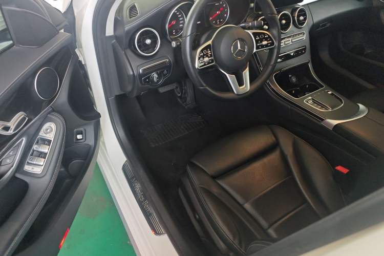 Used Mercedes-Benz C-Class 2019 C 180 L Fashion Edition Sport Version
