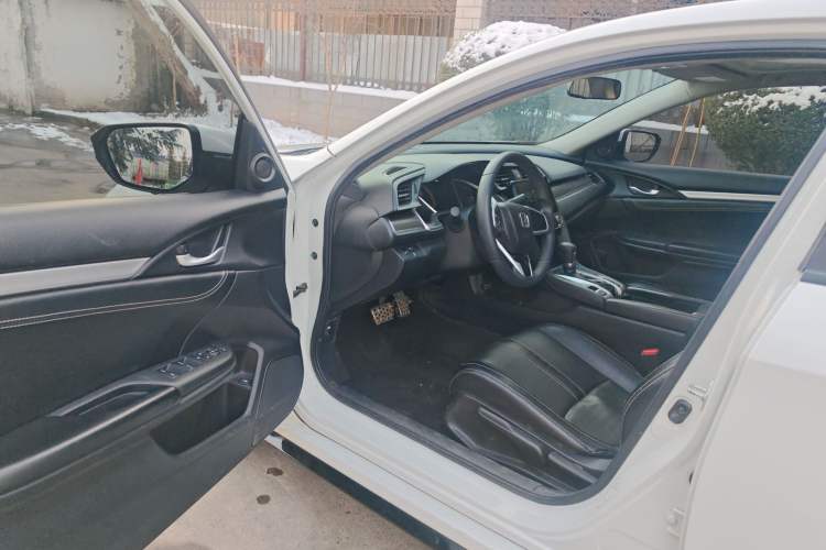 Used Honda Civic 2019 220TURBO CVT Dynamic Edition China VI Emission Standard