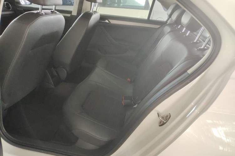 Used Volkswagen Jetta 2017 1.5L Automatic Comfort Model
