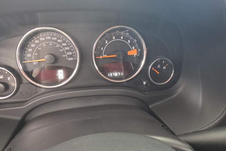 Used  Compass (Import) 2014 Revised Version 2.4L Four-Wheel Drive Comfort Edition
