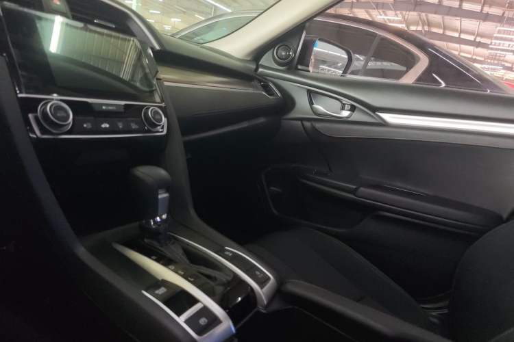 Used Honda Civic 2019 220TURBO CVT Dynamic Edition China VI Emission Standard
