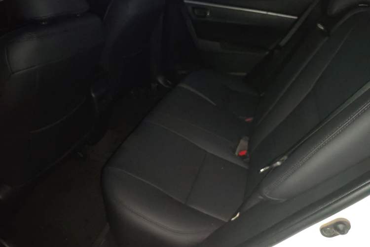 Used Toyota Corolla 2017 Revised Version 1.2T S-CVT GL-i
