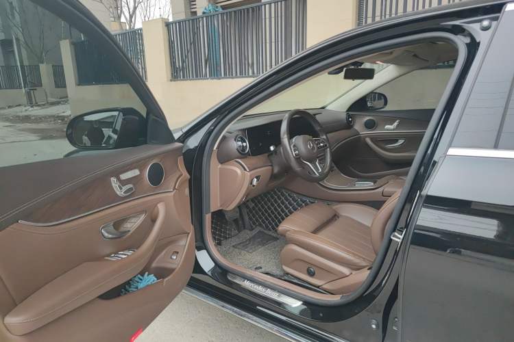 Used Mercedes-Benz E-Class 2020 Facelift E 260 L
