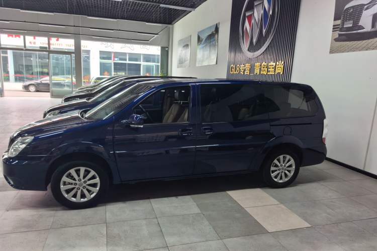 Used Buick GL8 2013 2.4L Executive Edition
