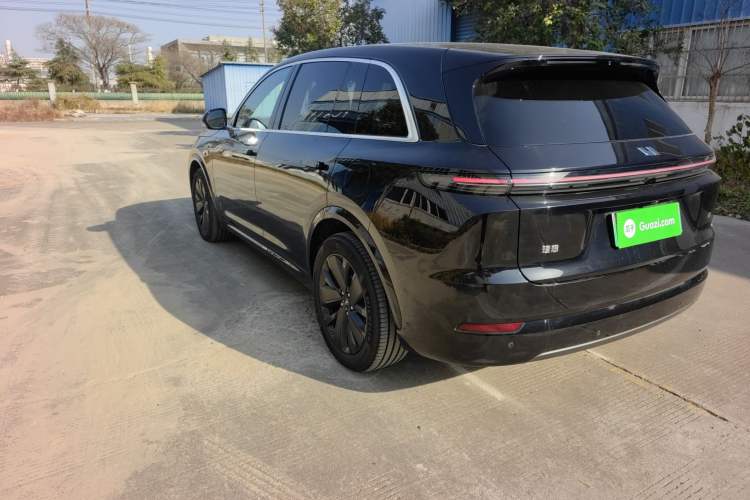 Used Li Auto L8 2023 Max model
