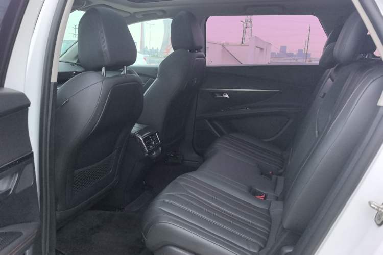 Used Peugeot 5008 2017 380THP 7-Seater Boundary-Free Edition
