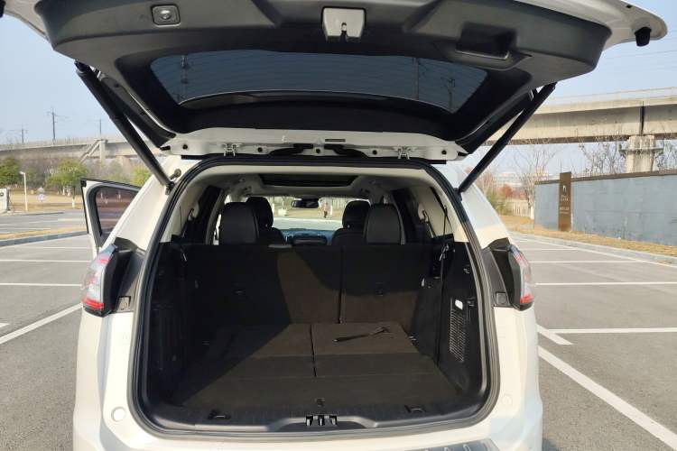 Used Ford Edge 2018 EcoBoost 245 Two-Wheel-Drive Titanium 7-Seater China V Standard
