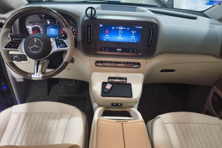 Used Mercedes-Benz Vito 2024 2.0T Business Version 7 Seats
