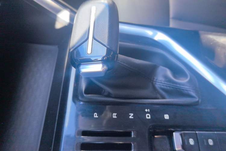 Used Wuling Asta 2021 1.5T CVT Starlight Edition
