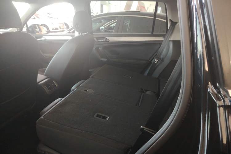 TDK.VehicleDetails.img