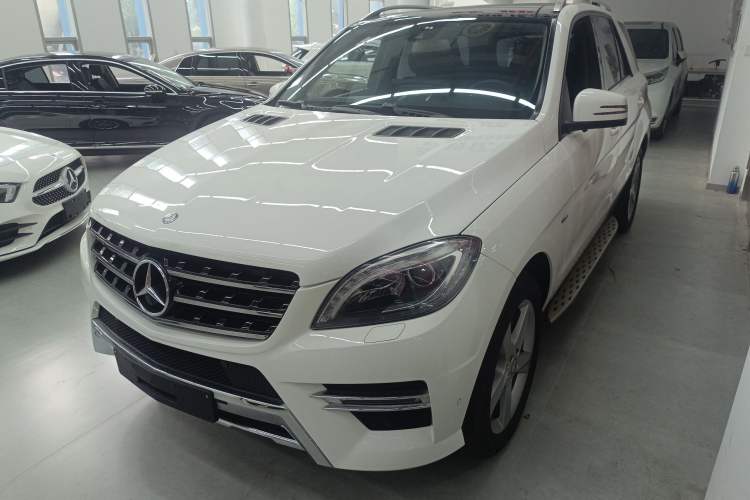 Used Mercedes-Benz M-Class 2014 ML 400 4MATIC Dynamic Model
