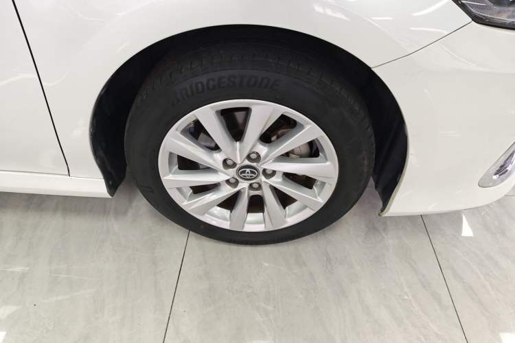 Used Toyota Camry 2021 2.0G Luxury Edition
