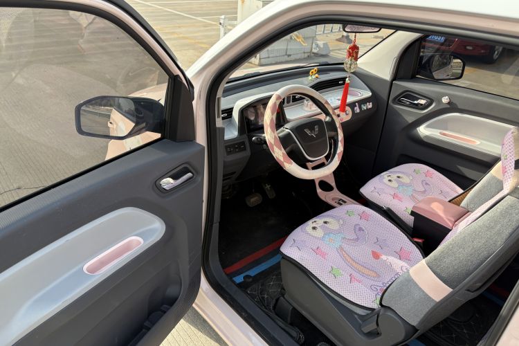 Used Wuling Hongguang MINIEV 2022 Macaron Premium Model – Lithium Ternary Battery
