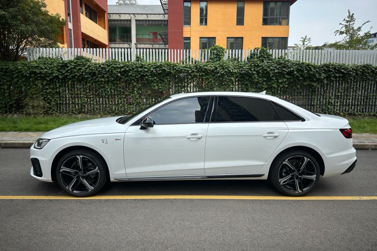 Used Audi A4L 2024 40 TFSI Luxury Dynamic Edition
