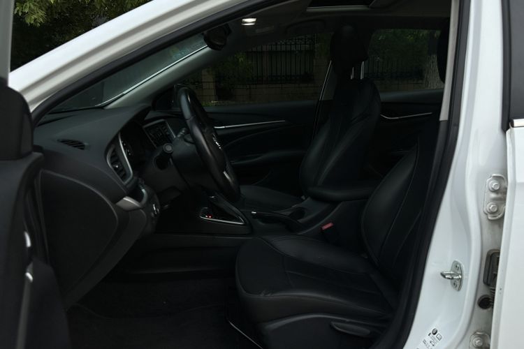 Used Buick GT 2019 18T Automatic Connected Elite Model China V Standard
