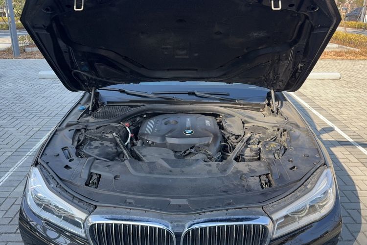 Used BMW 7 Series 2016 730Li Leading Model
