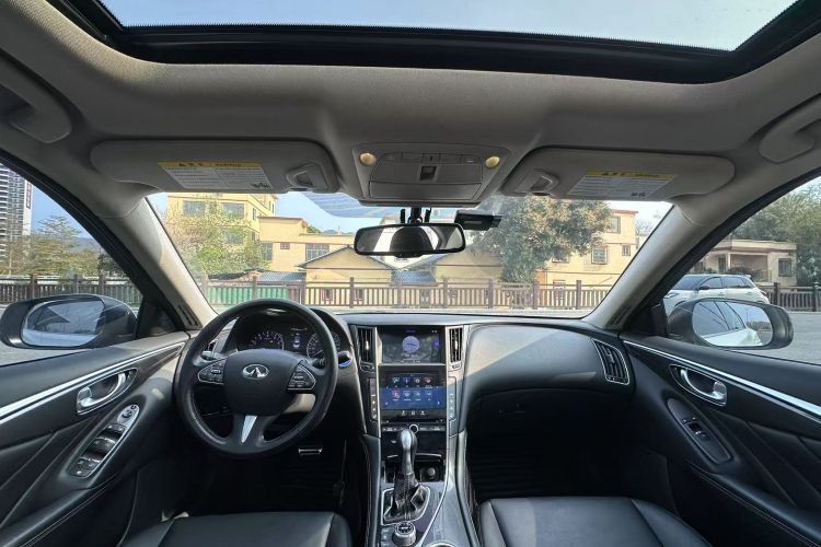 Used Infiniti Q50L 2016 2.0T Comfort Edition
