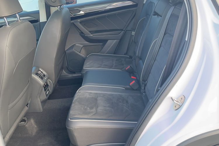 Used Volkswagen Tayron 2020 330TSI Two-Wheel Drive Luxury Connected Pro Edition
