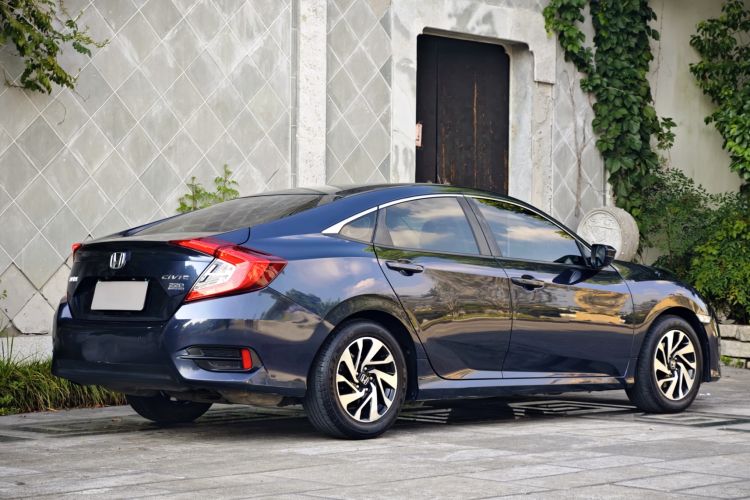 Used Honda Civic 2016 220TURBO CVT Luxury Edition