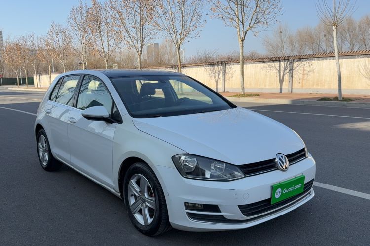 Used Volkswagen Golf 2015 1.4TSI Automatic Luxury Model
