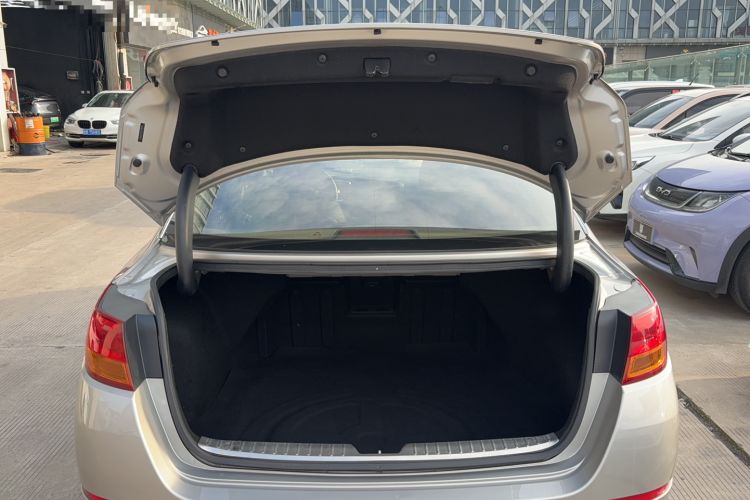 Used Kia K5 2014 2.0L Automatic LUXURY
