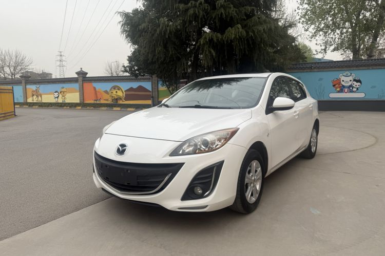 Used Mazda Mazda 3 2015 Hatchback 1.6L Automatic Elite Model
