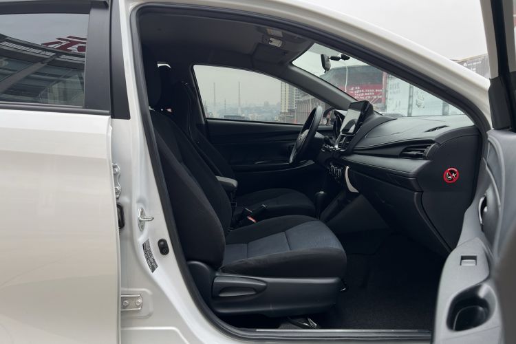 Used Toyota YARiS L 2020 1.5L CVT Leading Edition
