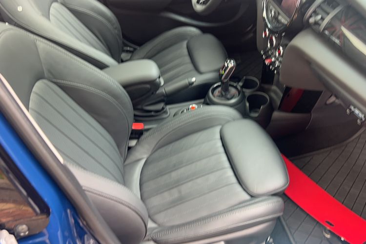 Used  MINI 2019 2.0T COOPER S Artist Five-Door Edition
