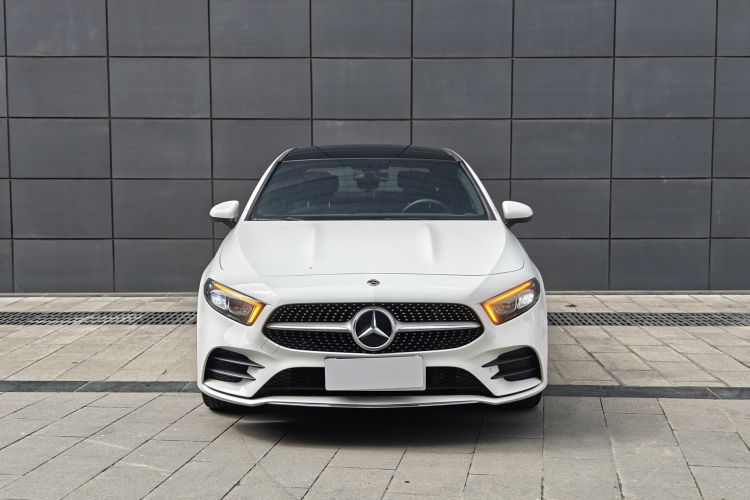 Used Mercedes-Benz A-Class 2020 Restyled A 200 L Sport Sedan Fashion Version
