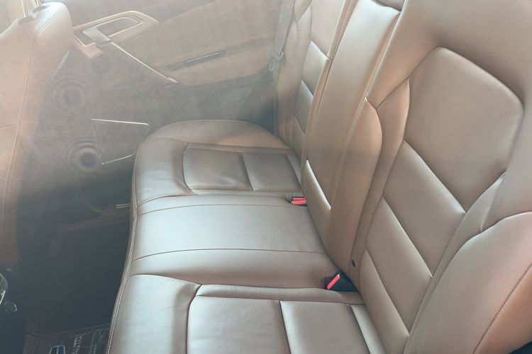 Used Geely Auto Emgrand X7 Sport 2016 1.8TD Automatic ZhiZun Version
