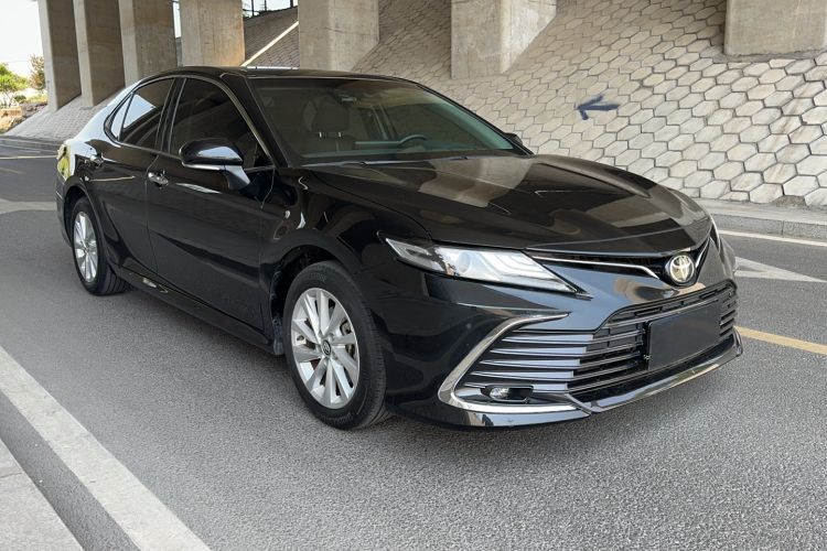 Used Toyota Camry 2021 2.0G Luxury Edition
