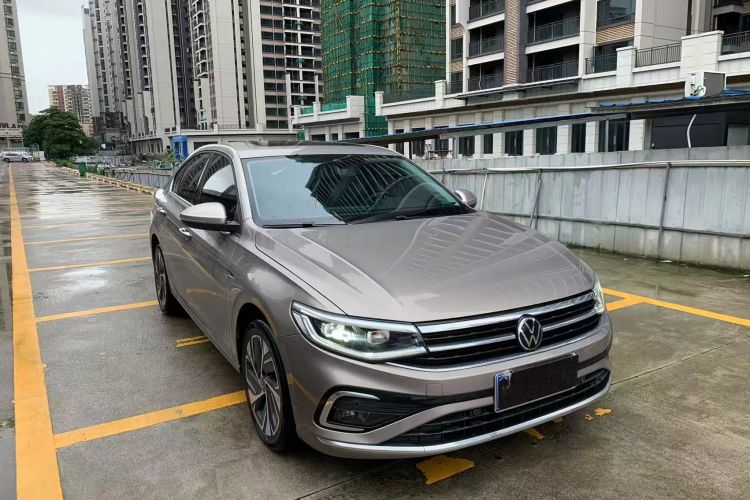 Used Volkswagen Bora 2023 300TSI DSG Prestige Edition
